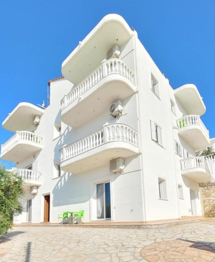 Apartmán Vila Sulozeqi Sarandë Exteriér fotografie