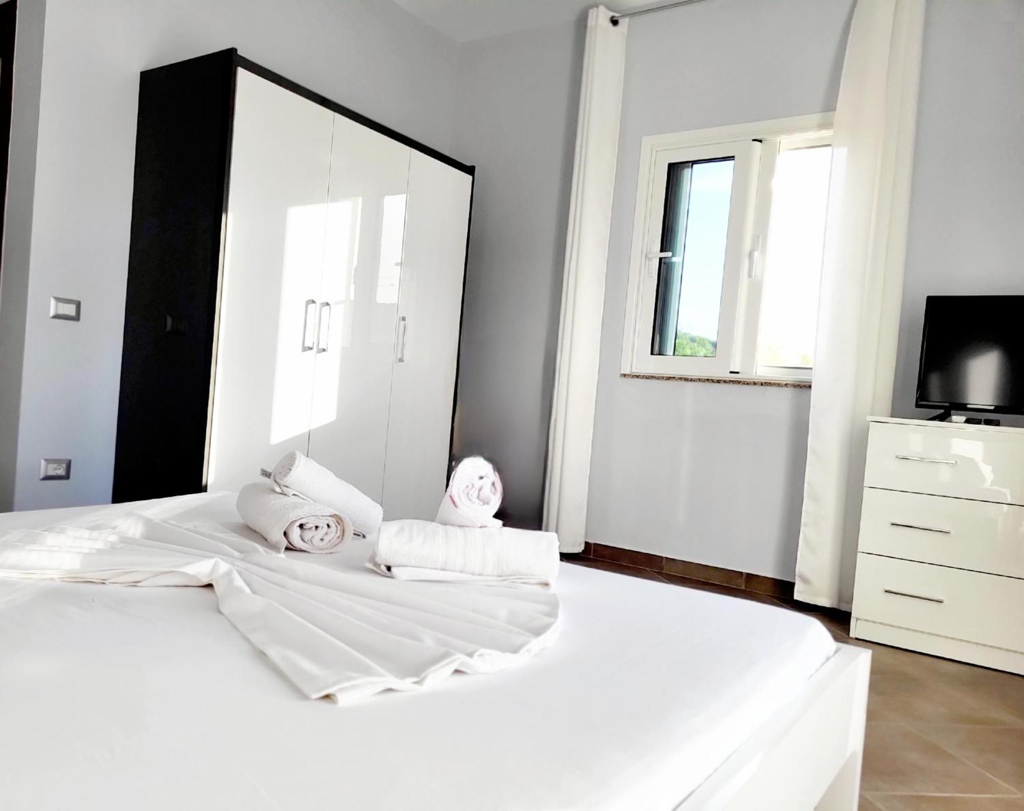 Apartmán Vila Sulozeqi Sarandë Exteriér fotografie