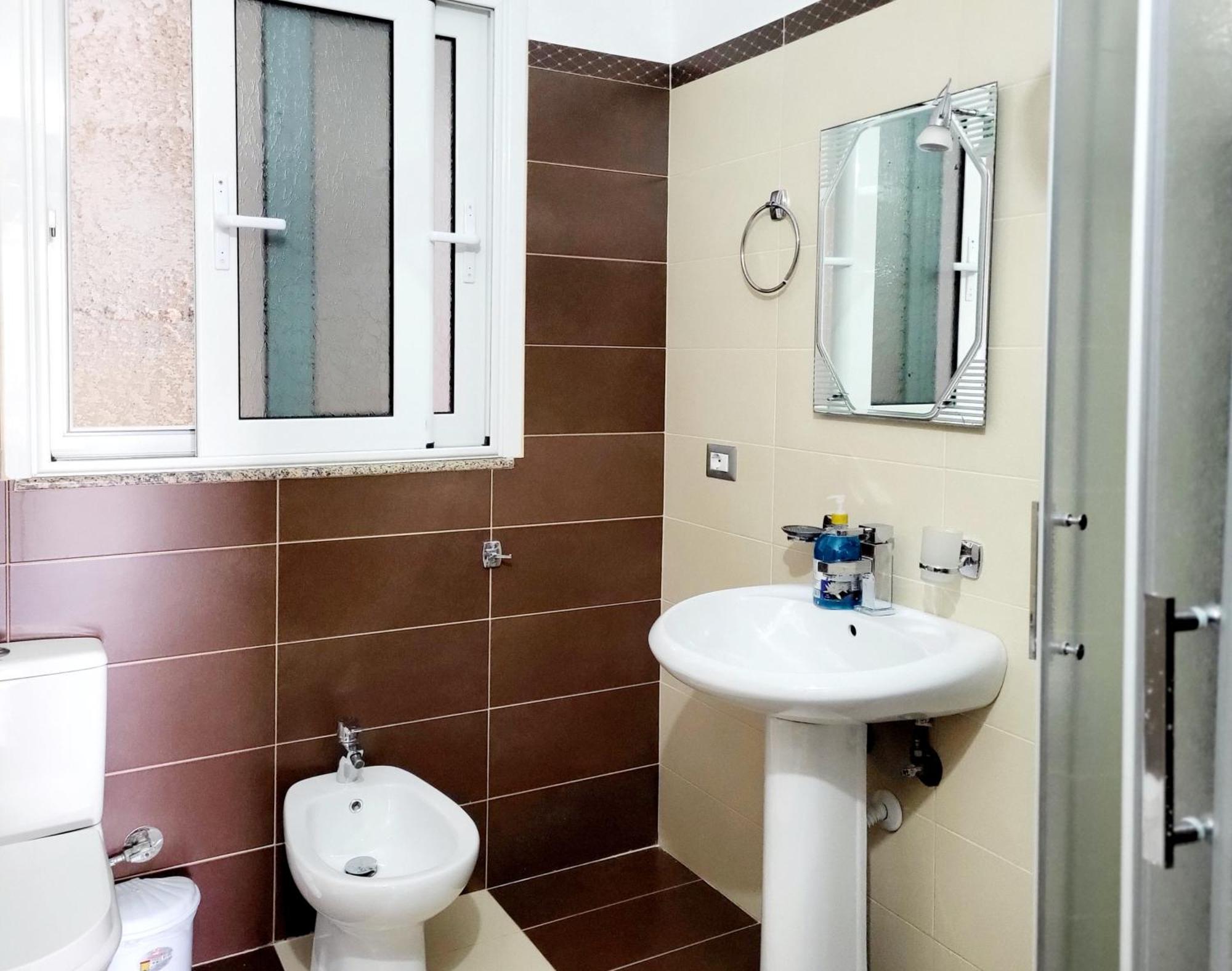 Apartmán Vila Sulozeqi Sarandë Exteriér fotografie