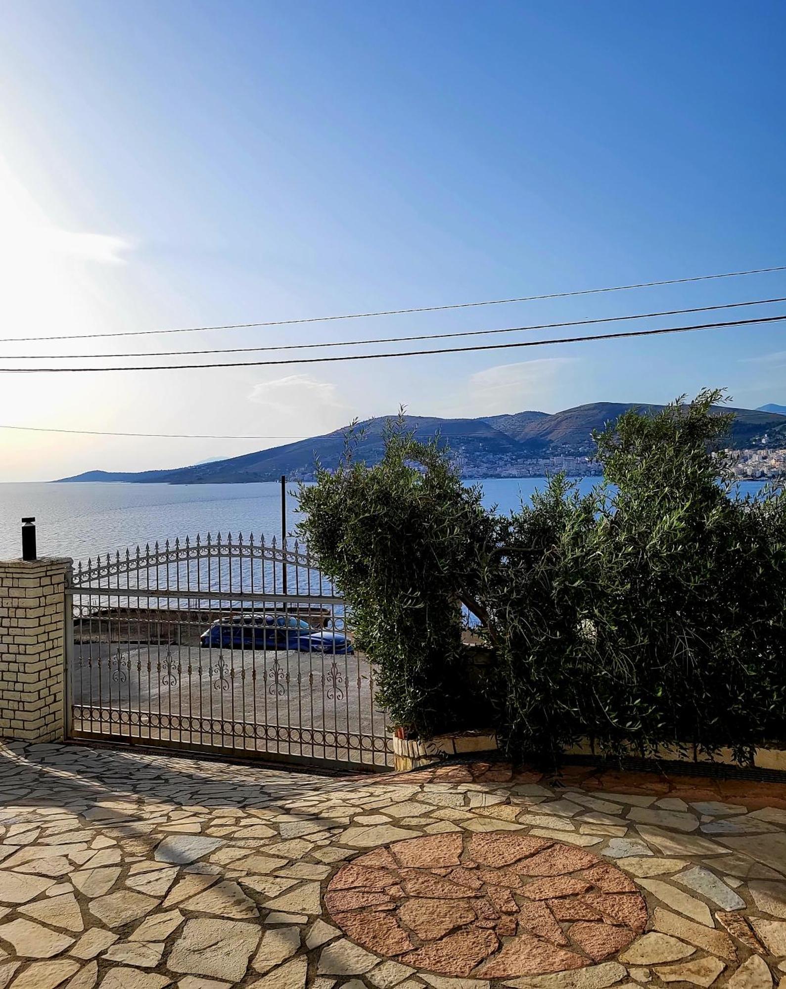 Apartmán Vila Sulozeqi Sarandë Exteriér fotografie