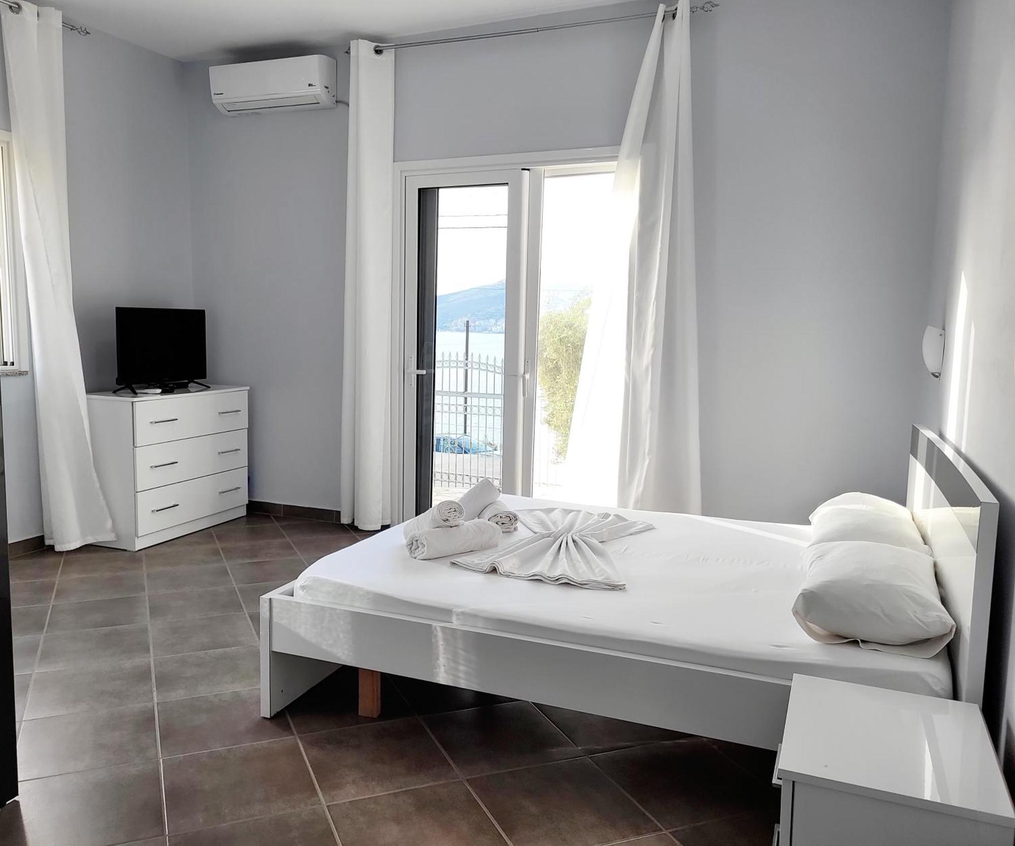 Apartmán Vila Sulozeqi Sarandë Exteriér fotografie