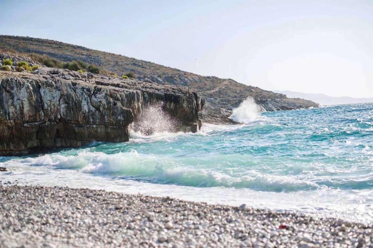 Apartmán Vila Sulozeqi Sarandë Exteriér fotografie